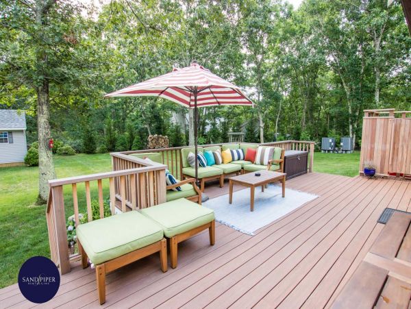 Cape Cod Home 995069