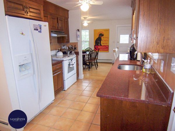 Cape Cod Home 995070