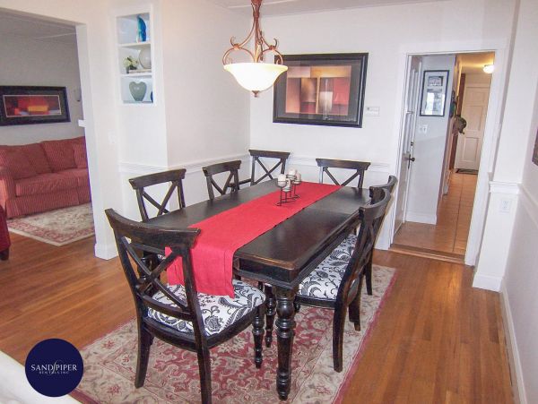 Cape Cod Home 995070
