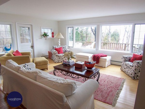Cape Cod Home 995070