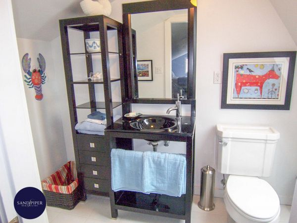 Cape Cod Home 995070