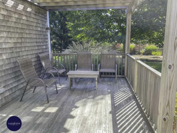 Cape Cod Home 995075