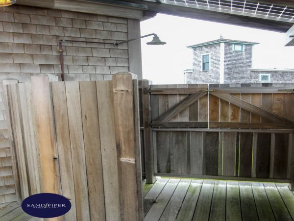 Cape Cod Home 995076
