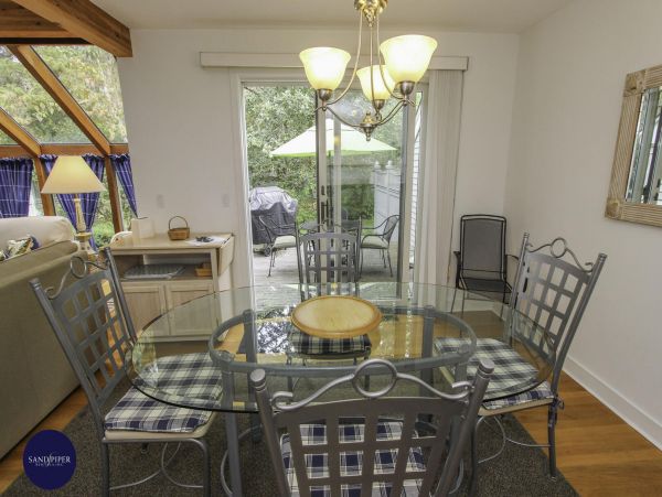 Cape Cod Condo 995078