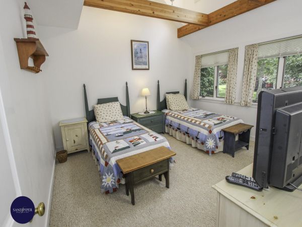 Cape Cod Condo 995078