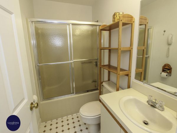 Cape Cod Condo 995078