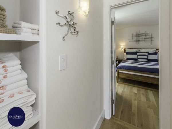 Cape Cod Home 995079