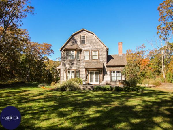 Cape Cod Home 995080