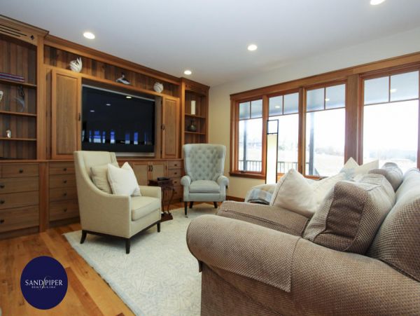 Cape Cod Home 995081