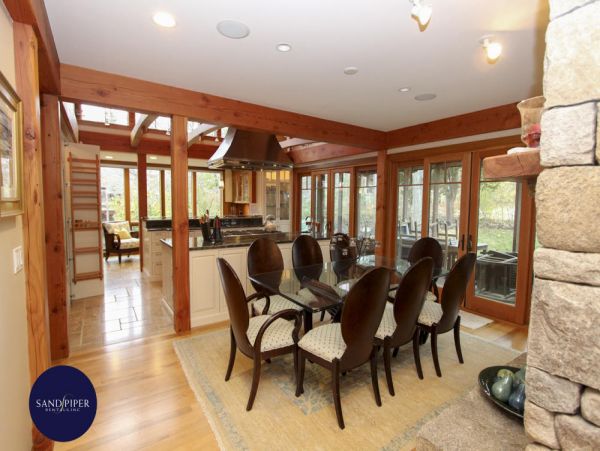 Cape Cod Home 995081