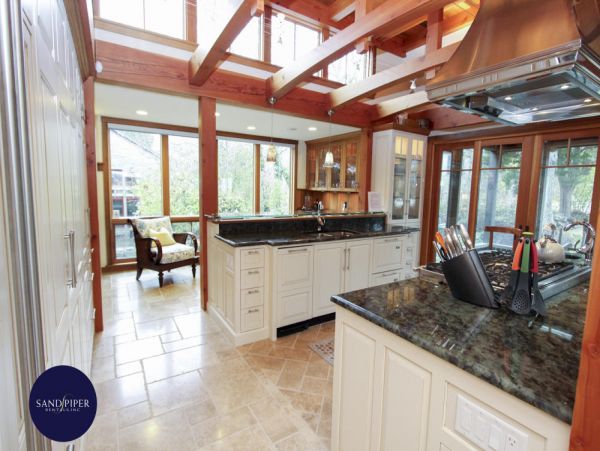 Cape Cod Home 995081