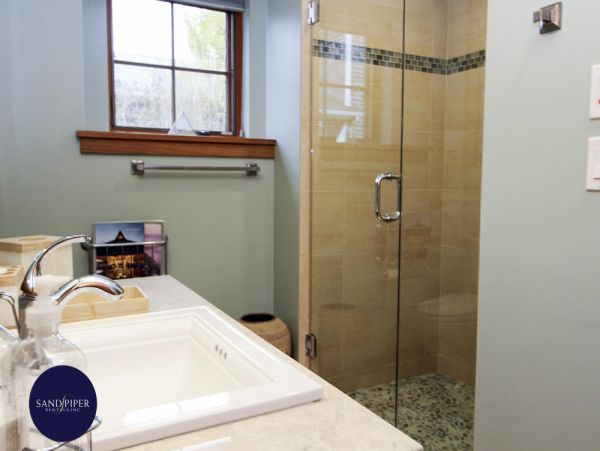 Cape Cod Home 995081