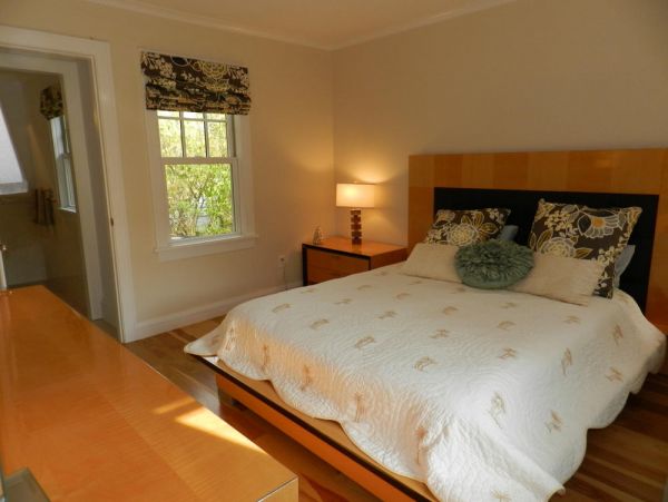 Cape Cod Home 995084