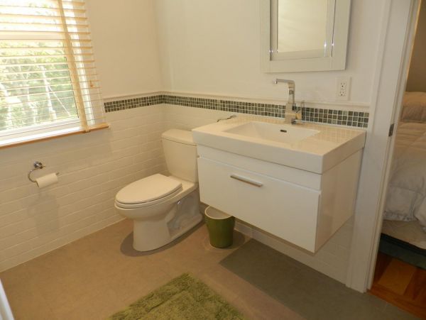 Cape Cod Home 995084