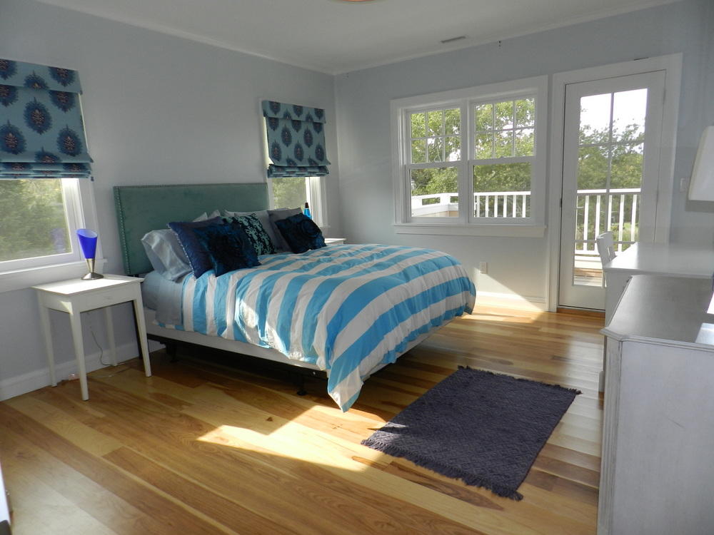 Cape Cod Home 995084