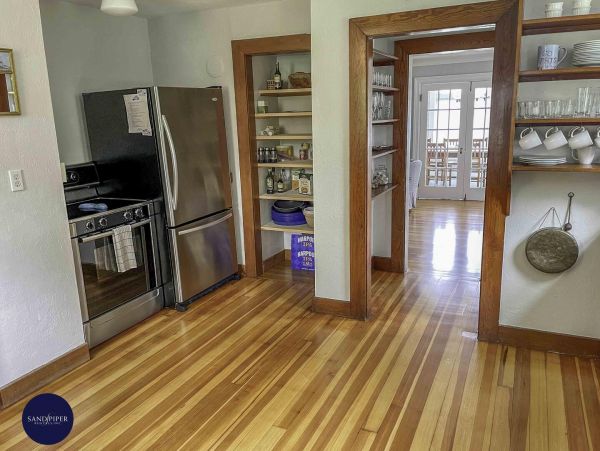 Cape Cod Home 995086