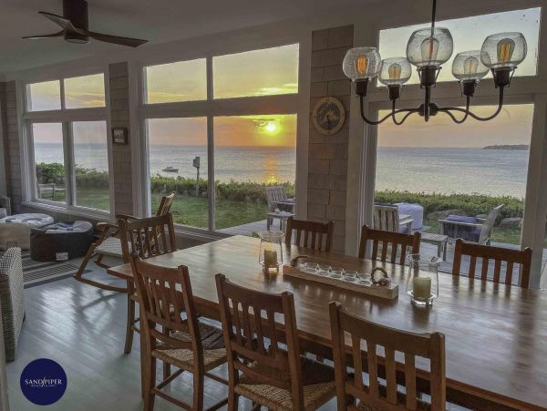 Cape Cod Home 995086