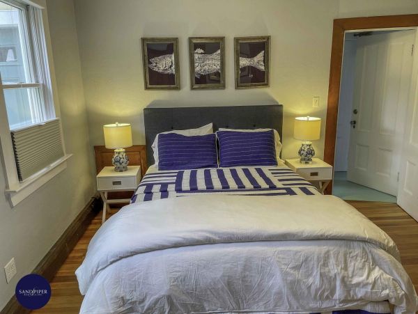 Cape Cod Home 995086