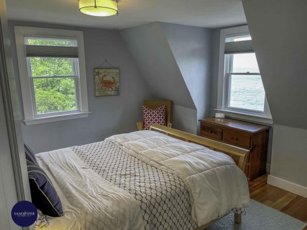 Cape Cod Home 995086