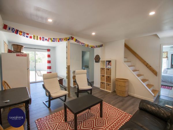 Cape Cod Home 995087