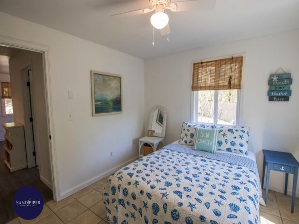 Cape Cod Home 995087