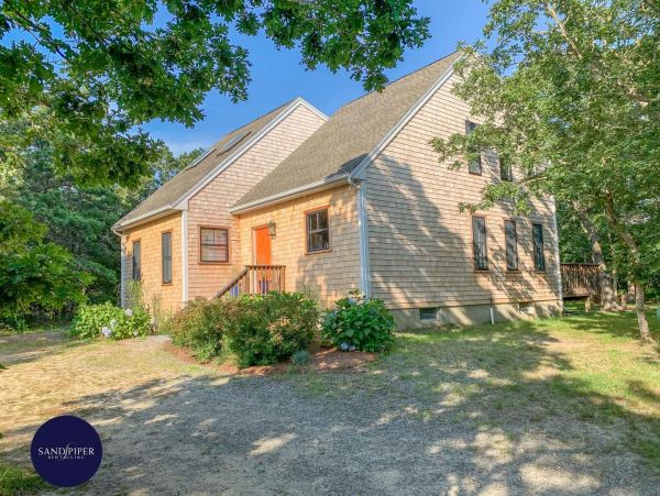 Cape Cod Home 995088
