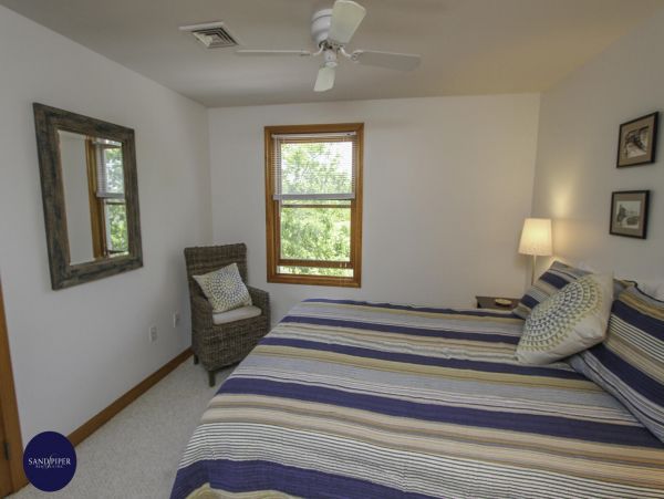 Cape Cod Home 995089
