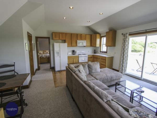Cape Cod Home 995089