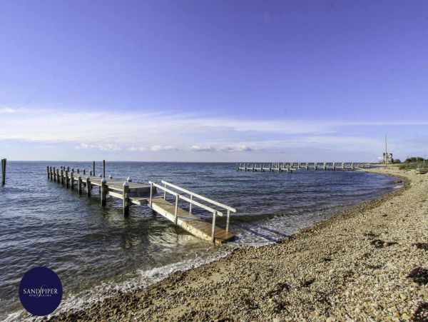 Cape Cod Home 995092