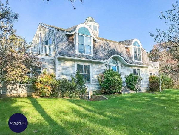 Cape Cod Home 995094