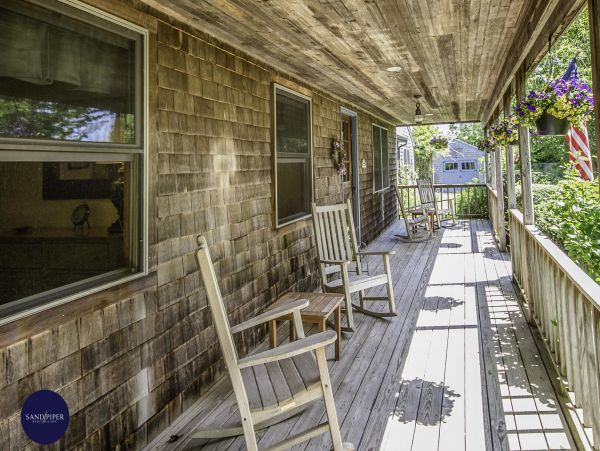 Cape Cod Home 995097