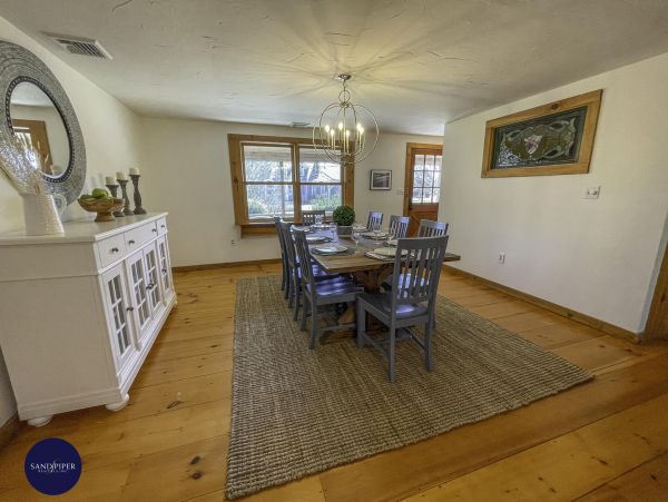 Cape Cod Home 995097