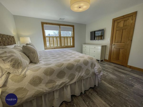 Cape Cod Home 995097