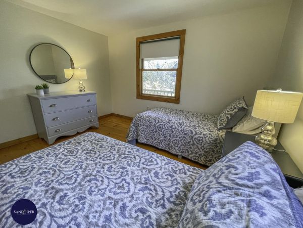 Cape Cod Home 995097