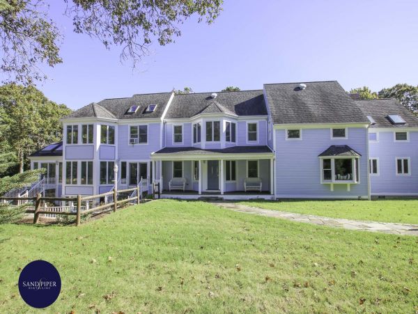 Cape Cod Home 995099