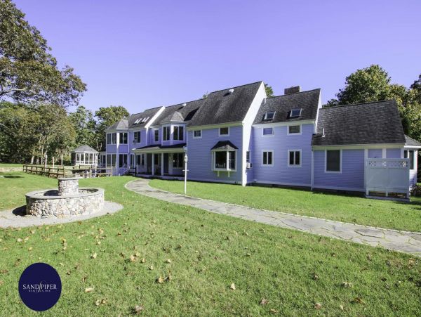 Cape Cod Home 995099