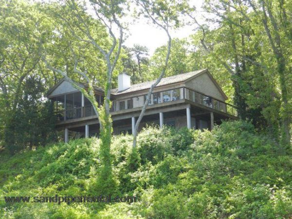 Cape Cod Home 995100