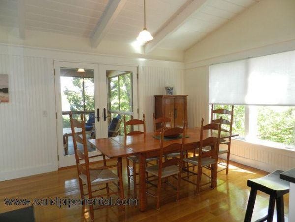 Cape Cod Home 995100