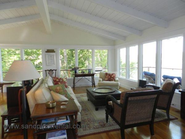 Cape Cod Home 995100