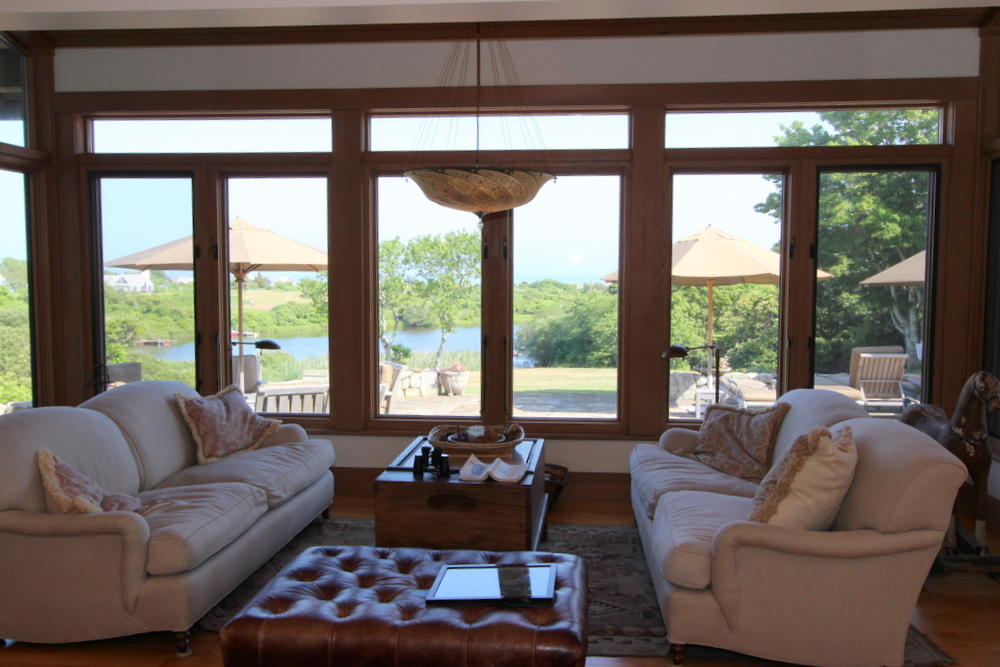 Cape Cod Home 995102