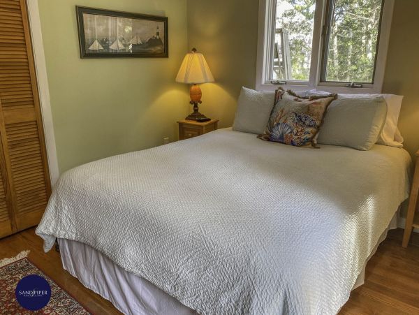 Cape Cod Home 995107