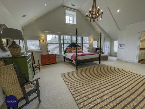 Cape Cod Home 995108