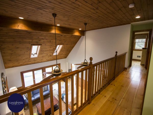 Cape Cod Home 995111