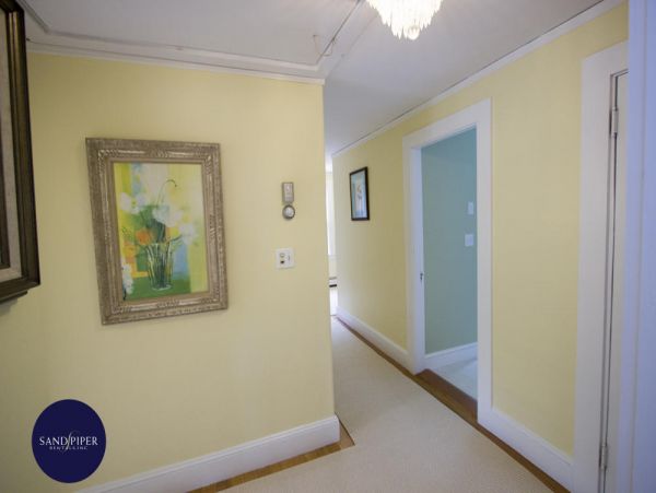 Cape Cod Home 995112
