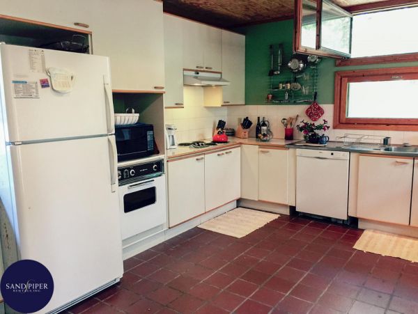 Cape Cod Home 995113