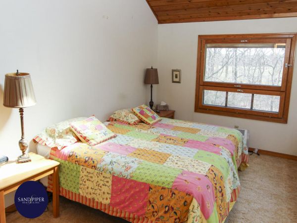 Cape Cod Home 995113