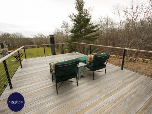 Cape Cod Home 995114