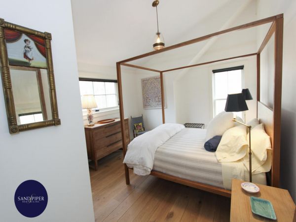 Cape Cod Home 995114