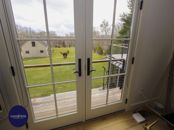 Cape Cod Home 995114