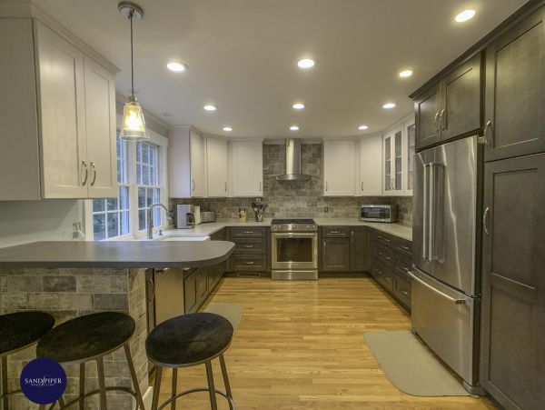Cape Cod Home 995115